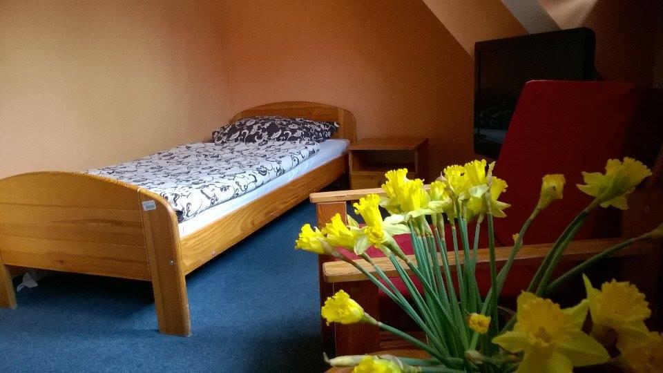 Chrobry Hotel Szprotawa Buitenkant foto