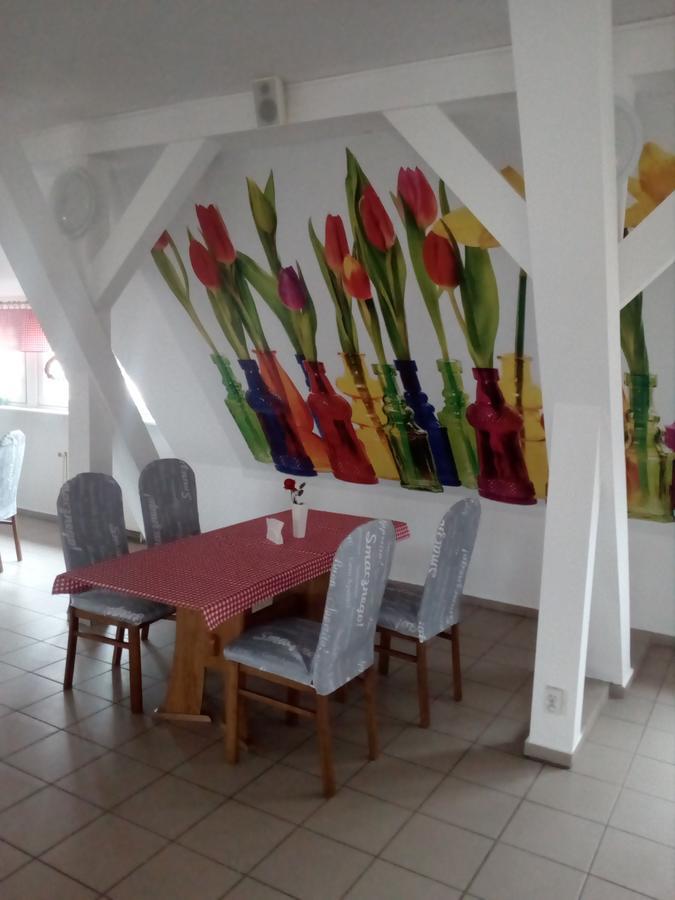 Chrobry Hotel Szprotawa Buitenkant foto